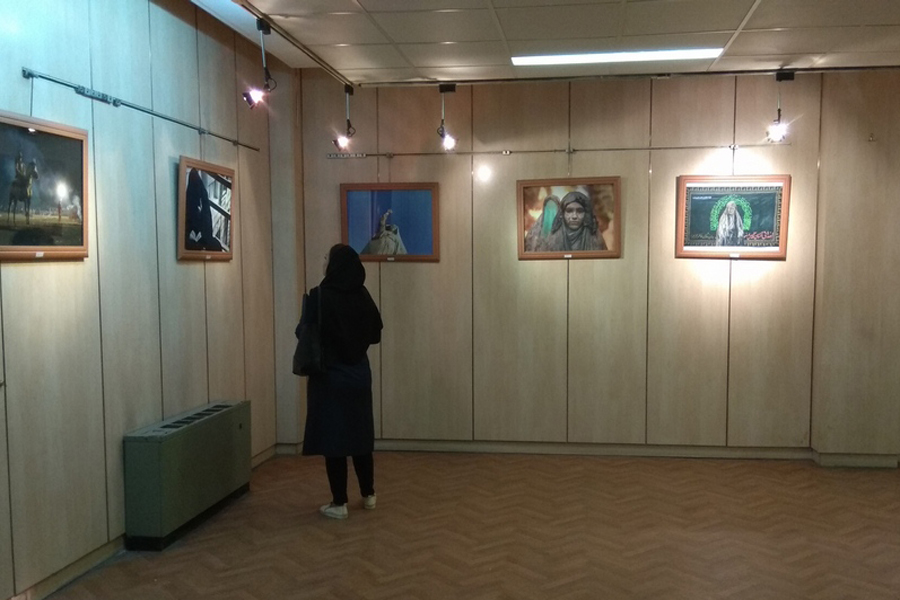 برپایی نمایشگاه عکس «اشکی بر خاک» در خرم‌آباد