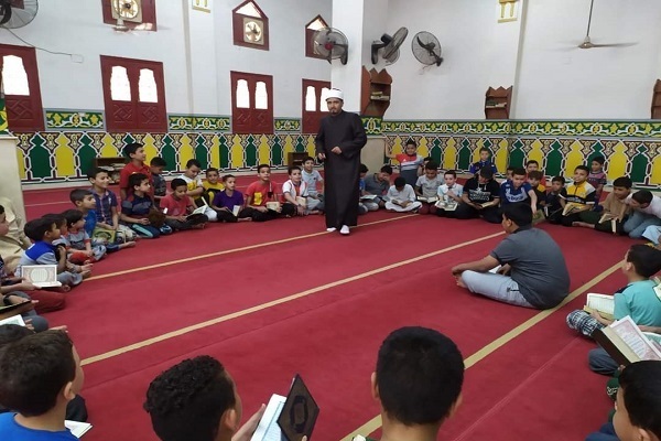 بالصور...إقبال کبیر على البرنامج القرآني الصيفي للأطفال في مصر