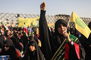 تقرير مصور | إحیاء الذكرى السنوية الأولى لإستشهاد الأمينين العامين لحزب الله في إیران