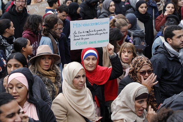 Muslim women in France