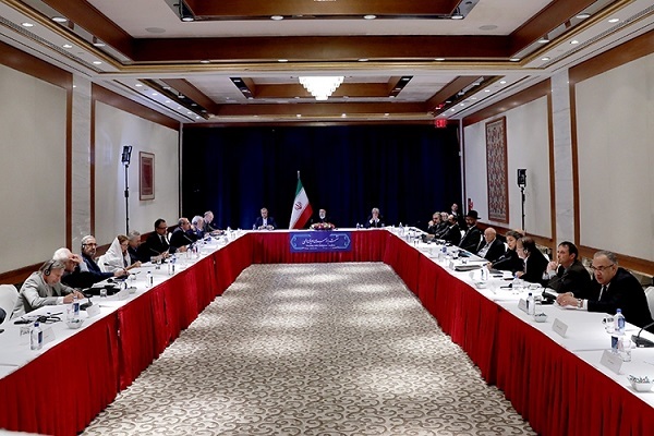 Iran Ready to Host Dialogue among Divine Faiths: President