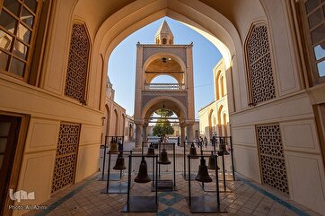 Photo Gallery: Exploring Historic Christian Neighborhood of Isfahan