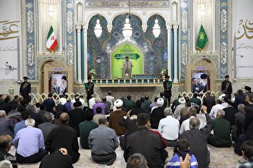 Memorial Service Held at Qom Holy Shrine for Martyred Leader of Hamas  