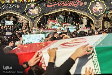 Iranians Bid Farewell to Unidentified Martyrs