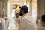 Prophet's Mosque Worshippers Consumed 11,800 Tons of Zamzam Water in Hajj Season: Report