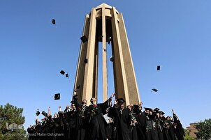 Ceremonia celebrada en Hamedan para rendir homenaje a Ibn Sina