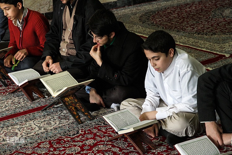 بررسی انتقادات برگزاری دوره یکساله حفظ قرآن