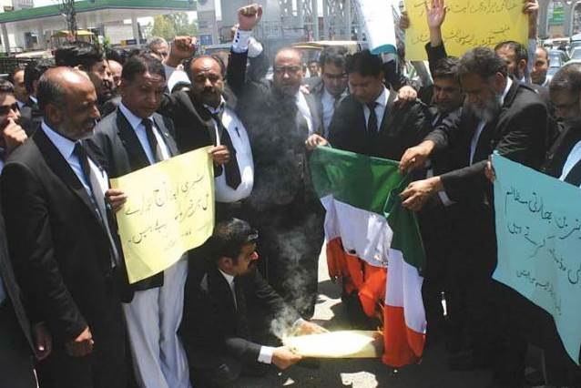 تجمع گروه‌های مذهبی پاکستان در محکومیت جنایات کشمیر
