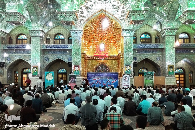 سومین محفل رمضانی قرآنی سپاه فجر فارس در حرم سیدعلاءالدین حسین(ع) برگزار شد سومین محفل رمضانی قرآنی سپاه فجر فارس در حرم سیدعلاءالدین حسین(ع) برگزار شد