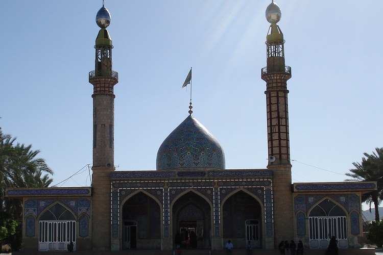 آغاز احداث پروژه تجاری امامزاده حسین(ع) جهرم آغاز احداث پروژه تجاری امامزاده حسین(ع) جهرم