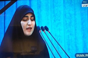 خطابه زینب سلیمانی در تشییع پیکر پدر