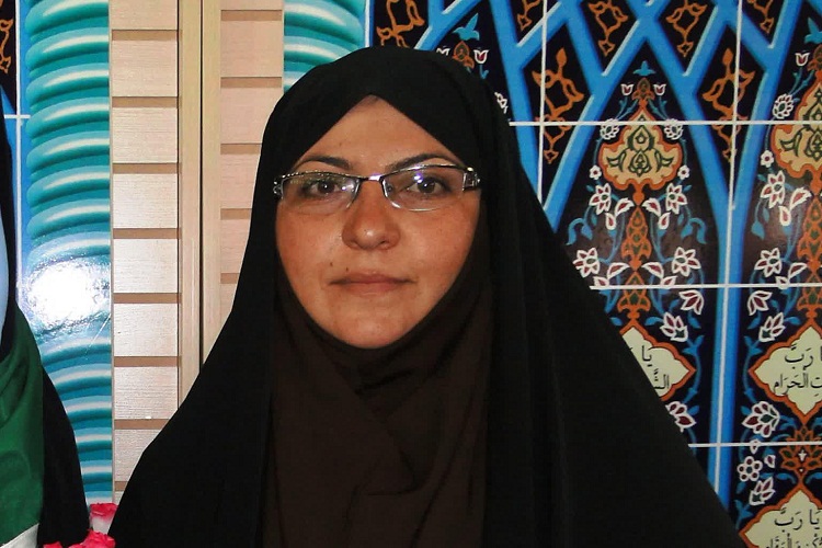 وقتی كه قرآن، سرنوشت یك زن را رقم می‌زند / حتی با یك قرآن‌آموز هم فعالیت می‌كنم