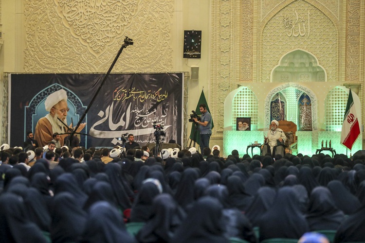 نخستین سالگرد ارتحال آیت&zwnj;الله ایمانی در شیراز برگزار شد