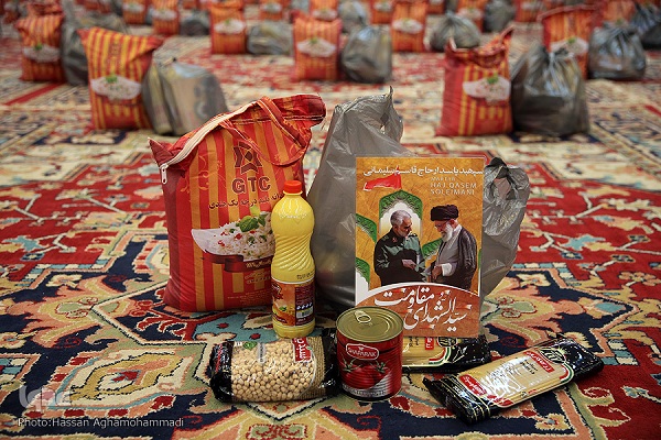 یک هزار بسته معیشتی در میان خانواده‌های نیازمندان توزیع شد