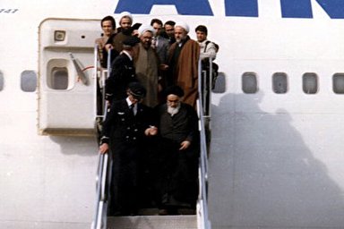 صوت | خاطره رهبر انقلاب از روز بازگشت امام به ایران