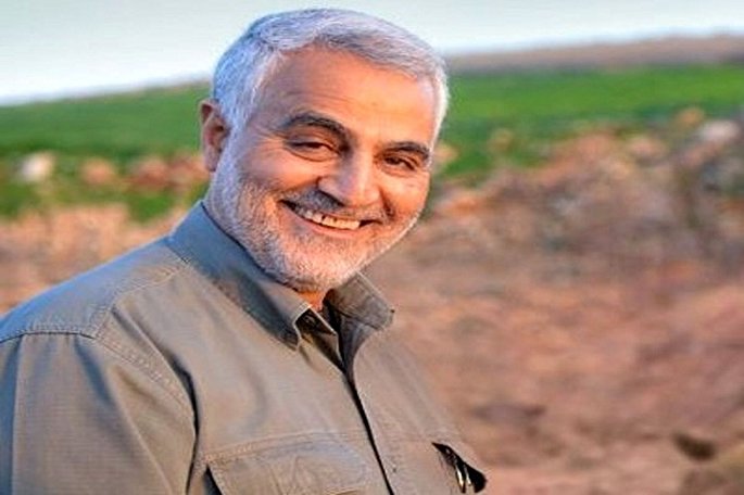 فیلم | واکنش مردم با دیدن بدل حاج قاسم