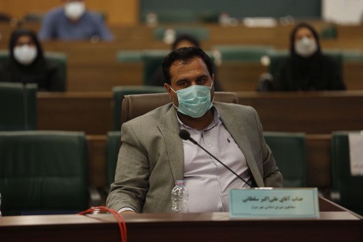 علی اکبر سلطانی، رئیس کمیسیون فرهنگی شورای اسلامی شهر شیراز  علی اکبر سلطانی، رئیس کمیسیون فرهنگی شورای اسلامی شهر شیراز