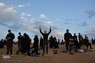 عزاداری عصر عاشورا در کویر خوریان