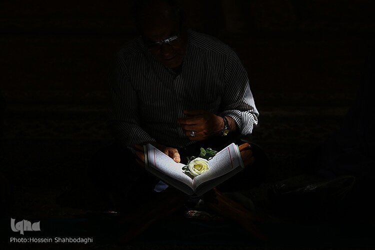 ترتیل خوانی قرآن در حرم کریمه اهل‌بیت(س)