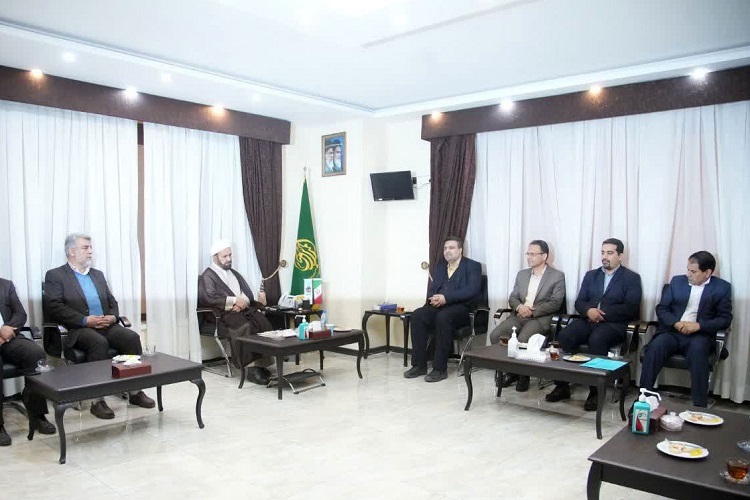 دیدار تولیت حرم شاهچراغ(ع) با رئیس دانشگاه فنی و حرفه‌‌ای