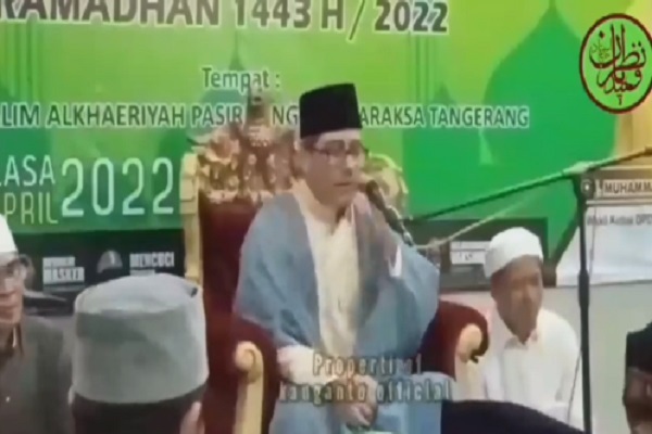 فرازی از تلاوت «وحید نظریان» از سوره مبارکه حدید + فیلم