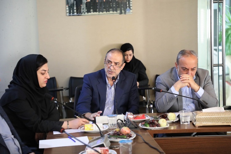 علی عوضپور، دبیرکل اتاق بازرگانی، صنایع، معادن و کشاورزی فارس علی عوضپور، دبیرکل اتاق بازرگانی، صنایع، معادن و کشاورزی فارس