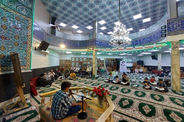 مسابقه قرآنی غدیر در پایگاه شهید محمود اکبری برگزار شد + عکس