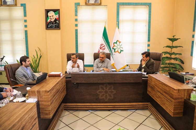 دیدار معاون آموزش و پرورش با شهردار شیراز  دیدار معاون آموزش و پرورش با شهردار شیراز