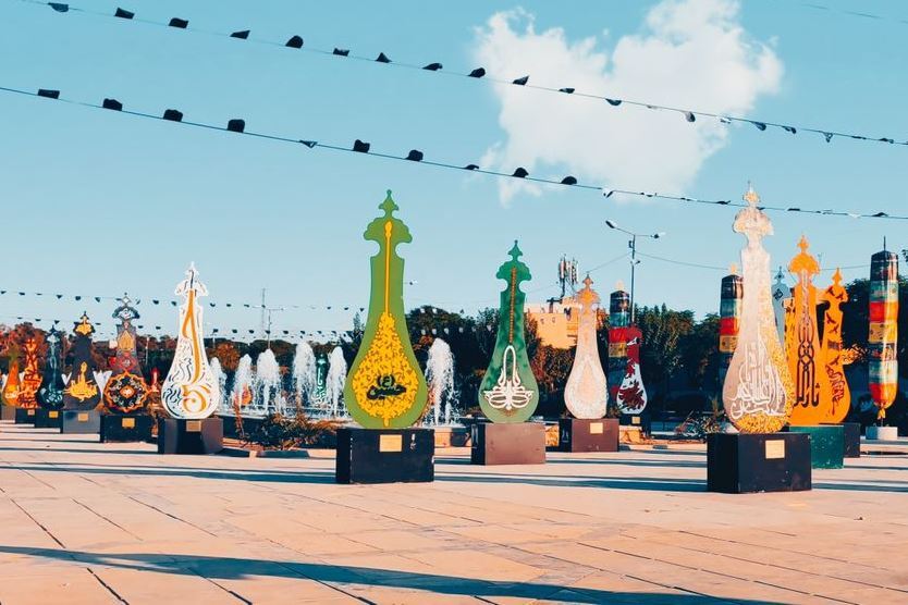 نشان عاشقی میهمان قبله تهران شد