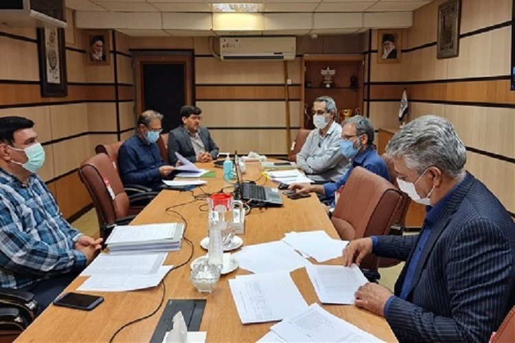 نشست هم‌اندیشی با مسئولان حوزه سلامت شهرستان‌های فارس