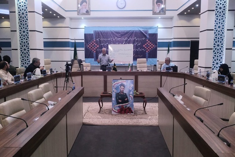 گردهمایی مدیران عامل اتحادیه تشکل‌های قرآنی کشور، حرم شاهچراغ(ع)