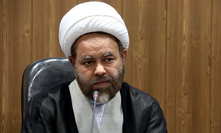 دفاع از ولایت و امامت از ویژگی‌های حضرت زهرا(س) است