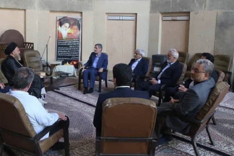 بازدید استاندار فارس و شهردار شیراز از مدرسه علمیه خان