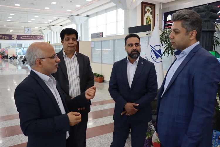 بازدید مصلحی‌فر از فرودگاه‌ شیراز
