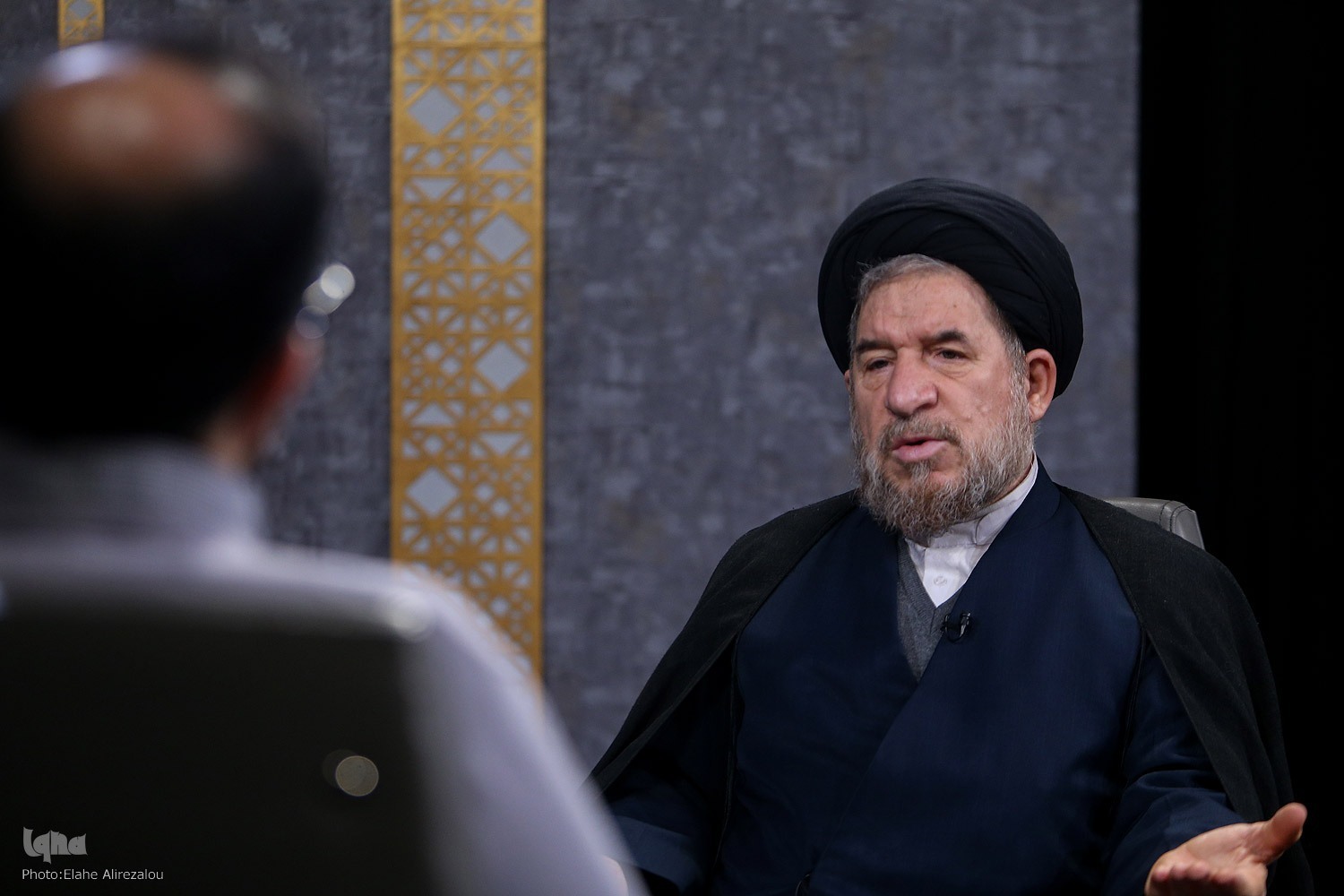 ضرورت تمرکز منتخبان ملت بر حل مشکلات معیشتی و پرهیز از حواشی