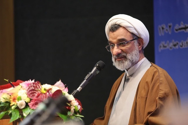 حجت‌الاسلام والمسلمین عبدالحسین خسروپناه، دبیر شورای عالی انقلاب فرهنگی