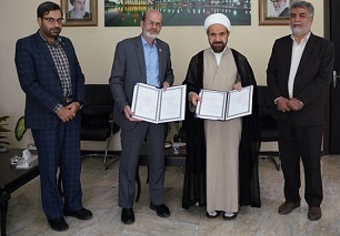امضای تفاهم‌نامه همکاری جهاددانشگاهی فارس و آستان مقدس شاهچراغ(ع)