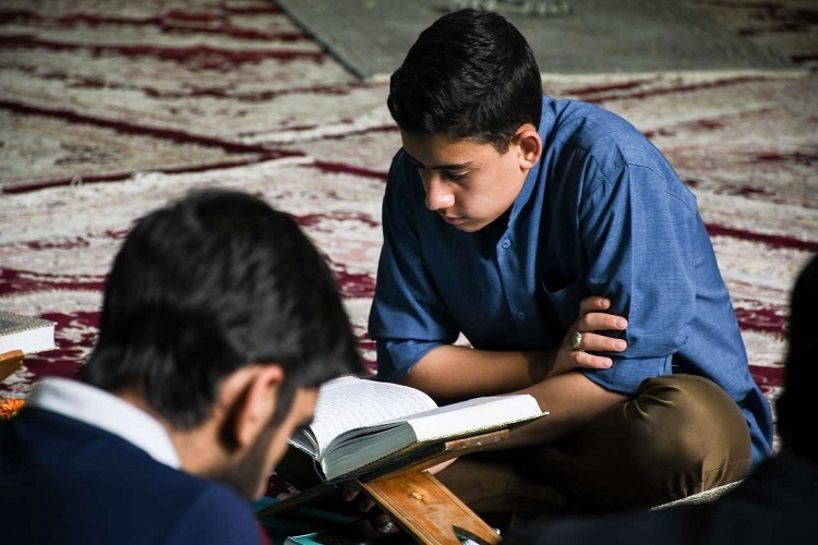 فعالیت قرآنی دانش آموزان