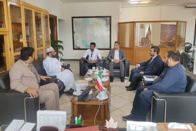 دیدار معاون استاندار فارس با محقق کشور عمان