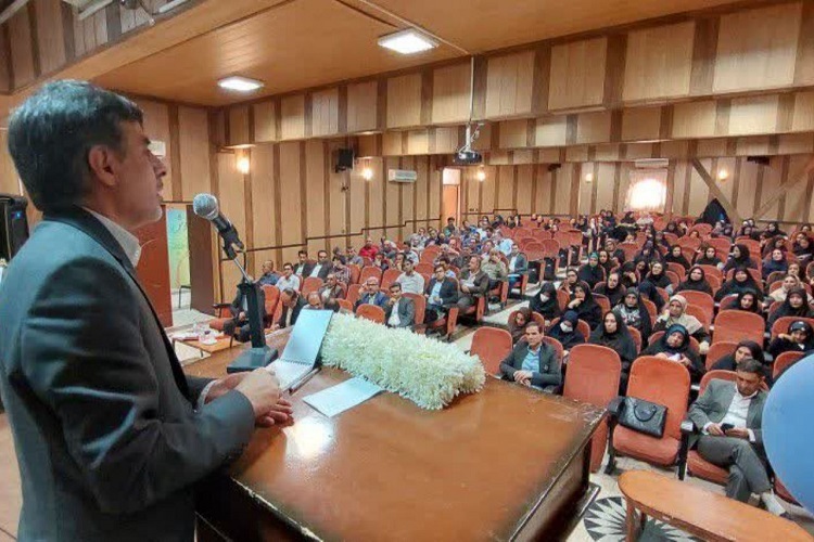 مجید بذرافکن، معاون آموزش ابتدایی اداره کل آموزش و پرورش فارس