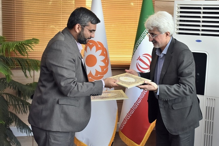 گسترش همکاری اداره‌کل کتابخانه‌های عمومی فارس و اداره‌کل بهزیستی فارس با انعقاد تفاهم‌نامه