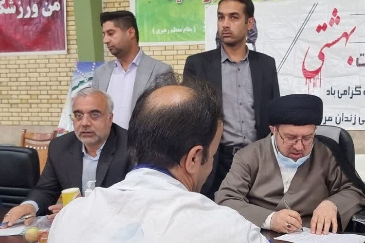 دیدار ۴۵۰ زندانی زندان عادل آباد شیراز با رئیس کل دادگستری استان فارس