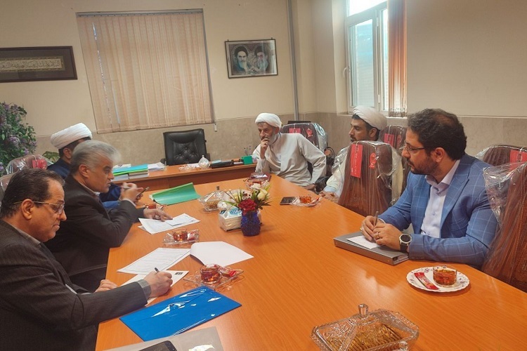 نشست نهضت سوادآموزی فارس با حوزه علمیه بانوان فارس