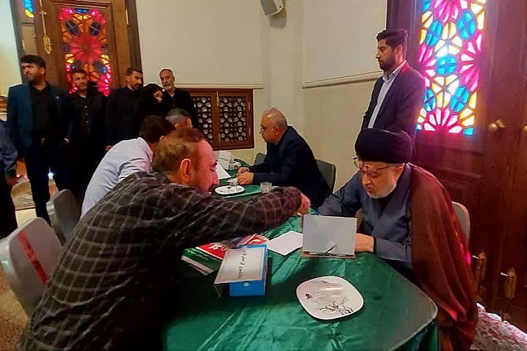 میز خدمت دادگستری فارس، نماز جمعه شیراز