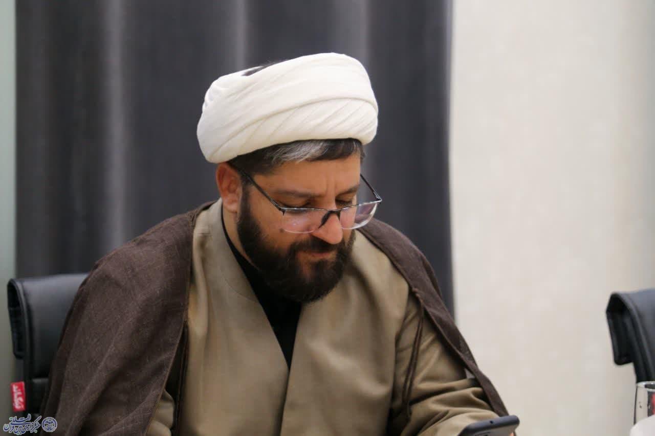 حجت الاسلام و المسلمین حسین امیدی، رئیس مرکز رسیدگی به امور مساجد فارس حجت الاسلام و المسلمین حسین امیدی، رئیس مرکز رسیدگی به امور مساجد فارس