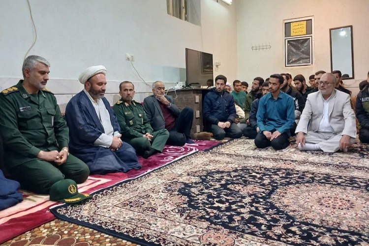 بازدید فرمانده سپاه فجر فارس از مؤسسه بیت الاحزان، استهبان