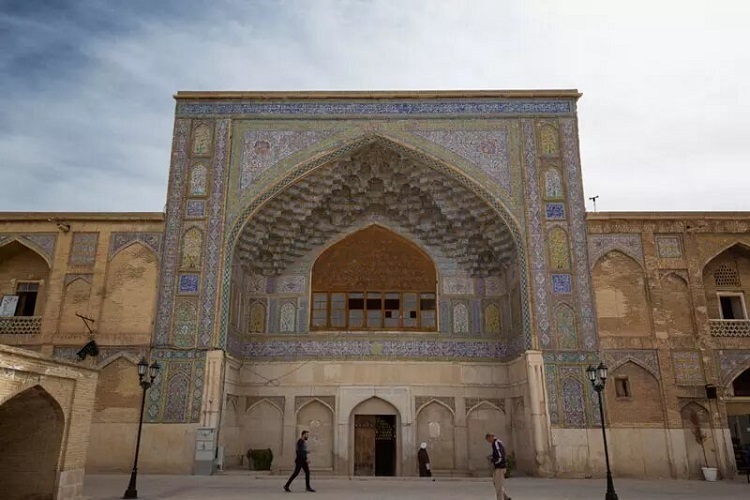 مدرسه علمیه خان