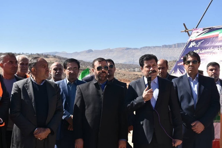 افتتاح پروژه دهه فجر با حضور معاون رئیس جمهور، کهمره سرخی شیراز