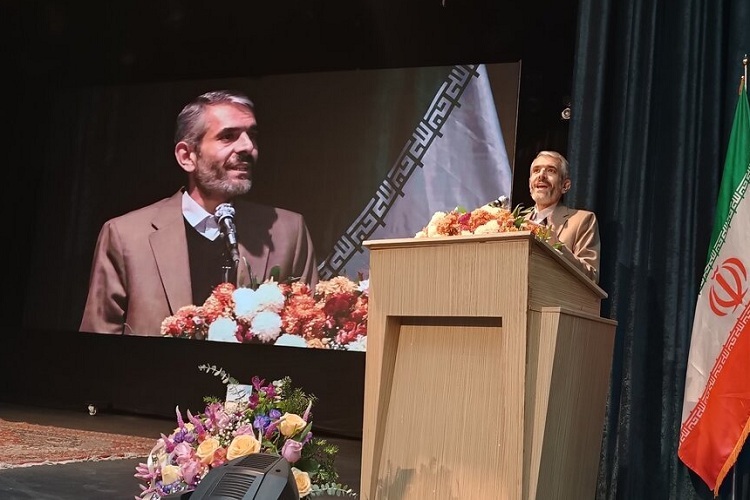 مهدی محمدی، معاون حقوقی و امور مجلس وزارت فرهنگ و ارشاد اسلامی