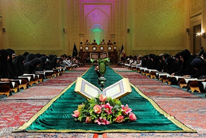 آیین جمع‌خوانی قرآن هر شب در زاهدان برگزار می‌شود